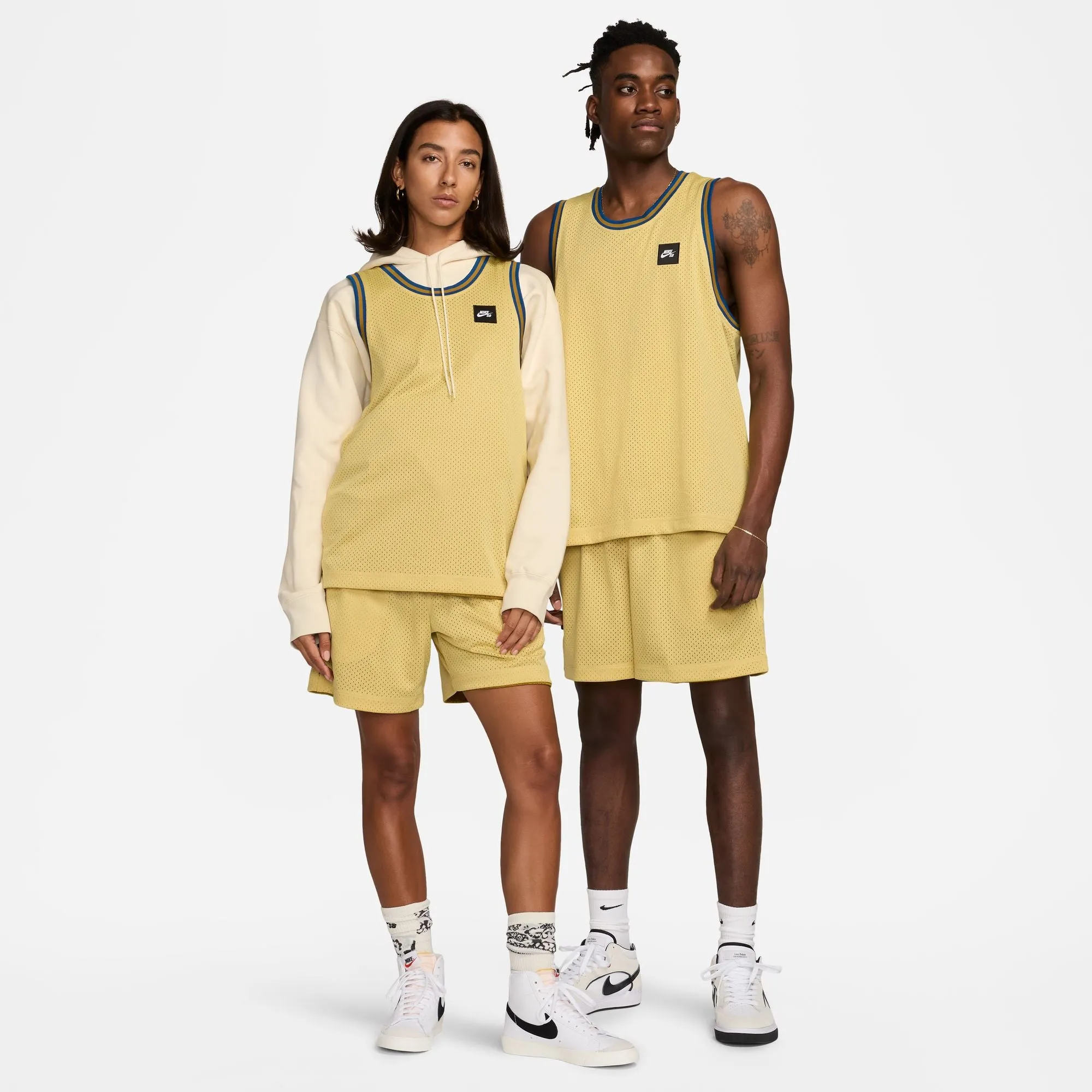 Nike SB Skate Reversible Basketball Shorts Saturn Gold/Bronzine