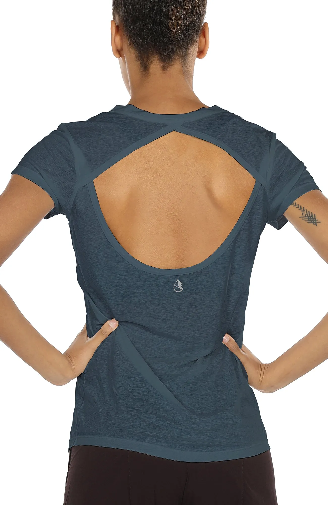 T7 icyzone Activewear Fitness Yoga Tops Workout V Neck Open Back T-Shirts for Women