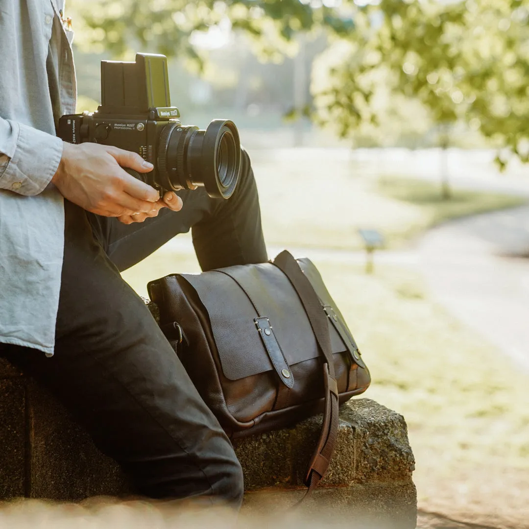 Walker Leather Messenger Bag | Vintage Oak